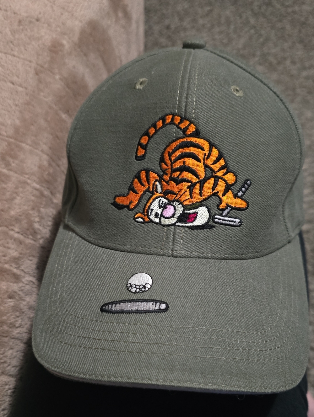 Vintage Disney Golf collection 1990s Tigger Golf Embroidery.